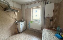 Apartament 3 camere , 2 bai , etaj intermediar , Radauti
