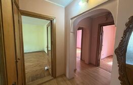 Apartament 3 camere , 2 bai , etaj intermediar , Radauti