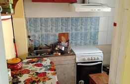 Garsoniera de vanzare, 27 mp, etaj 2, zona Burdujeni
