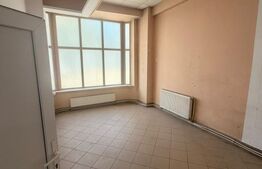 Spatiu de inchiriat, 146 mp, vitrina 20 ml, zona Burdujeni