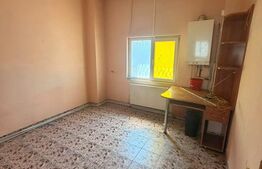 Spatiu de inchiriat, 146 mp, vitrina 20 ml, zona Burdujeni