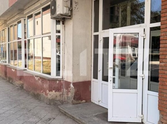Spațiu comercial de închiriat Burdujeni - 202136SIC | BLITZ Suceava | Poza1