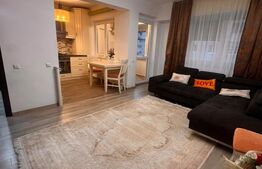 Apartament cu 2 camere, decomandat, zona Zamca