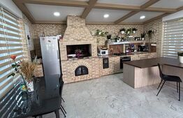 Casă 300 mp + Anexe, Foișor Sticlă și Teren 36 Ari | Hănțești, Suceava
