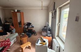 Casa de vanzare, 160 mp utili, teren 1820 mp, zona Bunesti