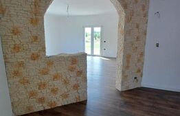 Casa de vanzare, 321 mp, teren 2650, zona Poiana Patrauti