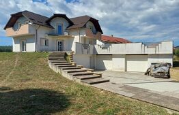 Casa de vanzare, 321 mp, teren 2650, zona Poiana Patrauti