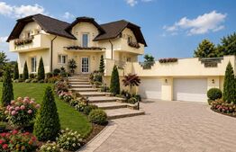 Casa de vanzare, 321 mp, teren 2650, zona Poiana Patrauti