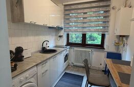 Apartament 2 camere, decomandat, 50 mp, zona Centrala