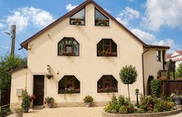 Casa de vanzare, 550 mp, teren 700 mp, zona Burdujeni