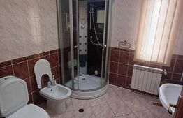 Vila de vanzare, 310 mp, teren 698 mp, zona Burdujeni