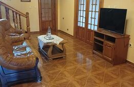 Vila de vanzare, 310 mp, teren 698 mp, zona Burdujeni