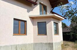 Casă la roșu 220 mp+ Teren 1.000 mp, zona Frumoasa
