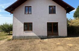 Casă la roșu 220 mp+ Teren 1.000 mp, zona Frumoasa