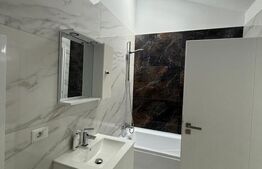 Apartament cu 3 camere, 90 mp, zona Zamca