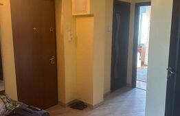 Apartament 3 camere, 81 mp, decomandat, zona SPITAL