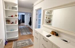 Apartament 2 camere, 68 mp, parcare, zona Ramiro 