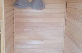 Cabana din bustean masiv si o suprafata de teren de 9000 mp in Vatra Dornei