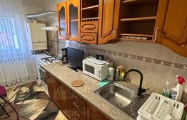 Apartament 3 camere, 70 mp, decomandat, Obcini