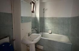 Apartament 3 camere , 70 mp, etaj 2, Radauti