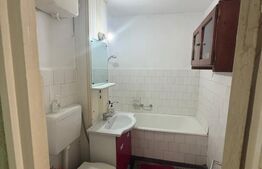 Apartament cu 3 camere, 66 mp, zona Zamca