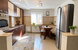Apartament cu 3 camere, 63 mp, etaj 1, Burdujeni