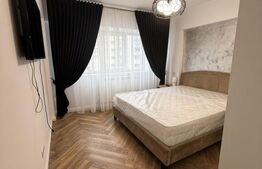 Apartament 3 camere, 77 mp, lift, zona Burdujeni
