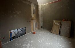 Casă de vânzare, 415 mp, zona Sud-Vest
