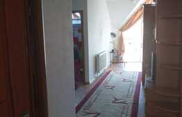 Garsoniera decomandata, 33 mp, zona Obcini