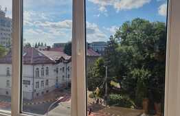 Apartament semidecomandat, 2 camere, zona Ultracentrala 