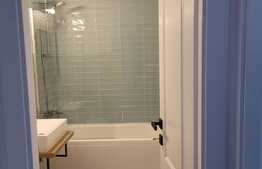 Apartament semidecomandat, 2 camere, zona Ultracentrala 