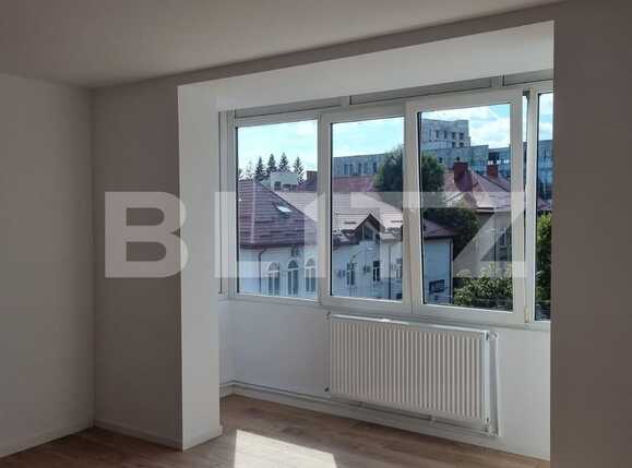 Apartament de vânzare 2 camere Ultracentral - 93928AV | BLITZ Suceava | Poza1