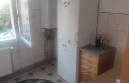 Apartament 2 camere, 54 mp, decomandat, zona Curcubeu