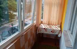 Apartament 2 camere, semidecomandat, 45 mp, zona Catedrala