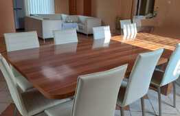 Casa individuala de 7 camere, 432 mp, 550 mp teren, zona Moldova