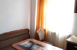 Apartament tip vila, p+1, 85 mp, zona Centru