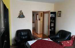 Apartament tip vila, p+1, 85 mp, zona Centru