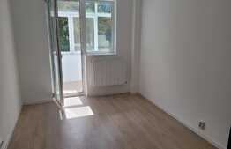 Apartament 3 camere, decomandat, zona George Enescu