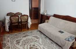Apartament 2 camere, 51 mp, decomandat, zona Centru