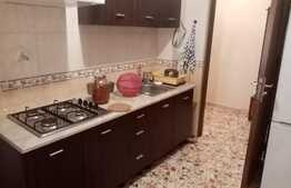 Apartament 2 camere, 51 mp, decomandat, zona Centru