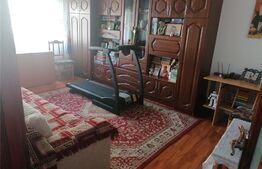 Apartament 3 camere, 64 mp, zona Ramiro