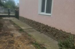 Casa batraneasca, individuala ,80 mp, 600 mp teren, zona Itcani