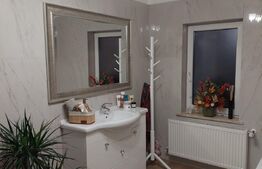 Casa de 160 mp utili, finisaje deosebite, mobilata, in zona Burdujeni