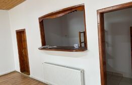 Spatiu comercial, 63 mp, finisat, zona Obcini