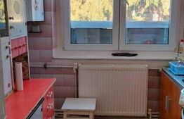 Apartament 3 camere, 58 mp, semidecomandat, zona Centrala