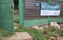 2 Casute batranesti ,individuale, 89 mp utili, 1689 mp teren, zona Burdujeni sat