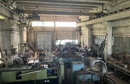 Spatiu industrial cu potential, 1100 mp si teren, Suceava