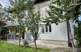 Casa 90 mp, la rosu, potential imens de dezvoltare , teren 18,6 ari, zona Tisauti