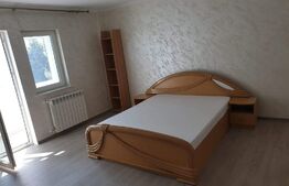 Apartament 4 camere, 86 mp, etaj intermediar, zona Moldova