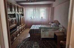 Apartament 3 camere, 75 mp, decomandat, zona Torino